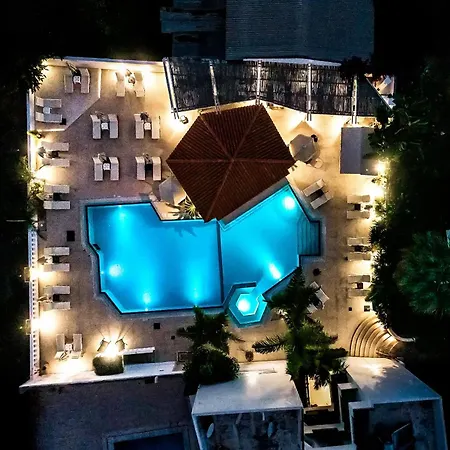 Otel Mare 2*